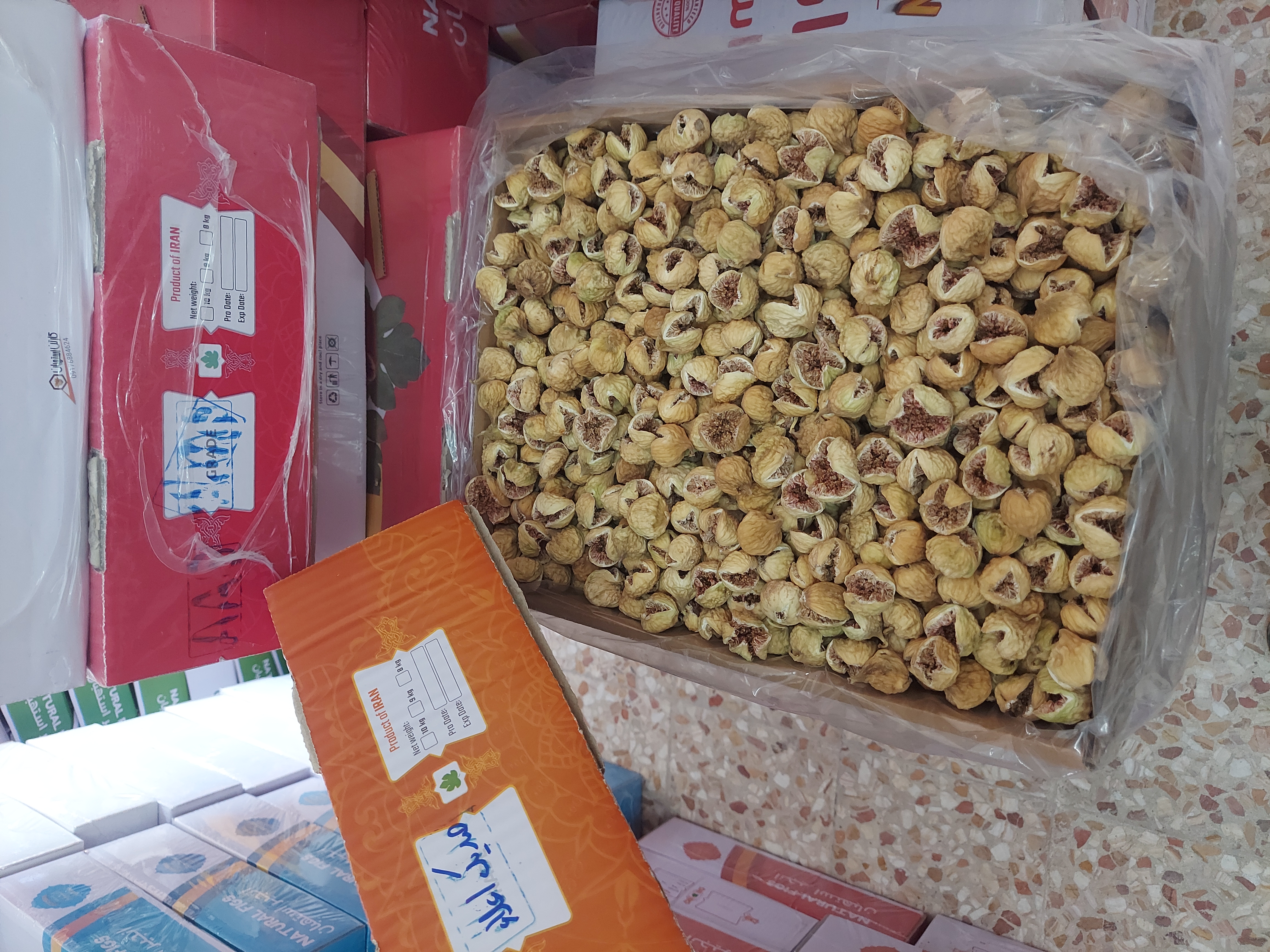 انجیر خشک استهبان ۱۰ کیلویی صدیک