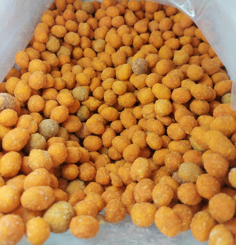 بادام زمینی روکش دار گرم (فروشگاه توت استور)